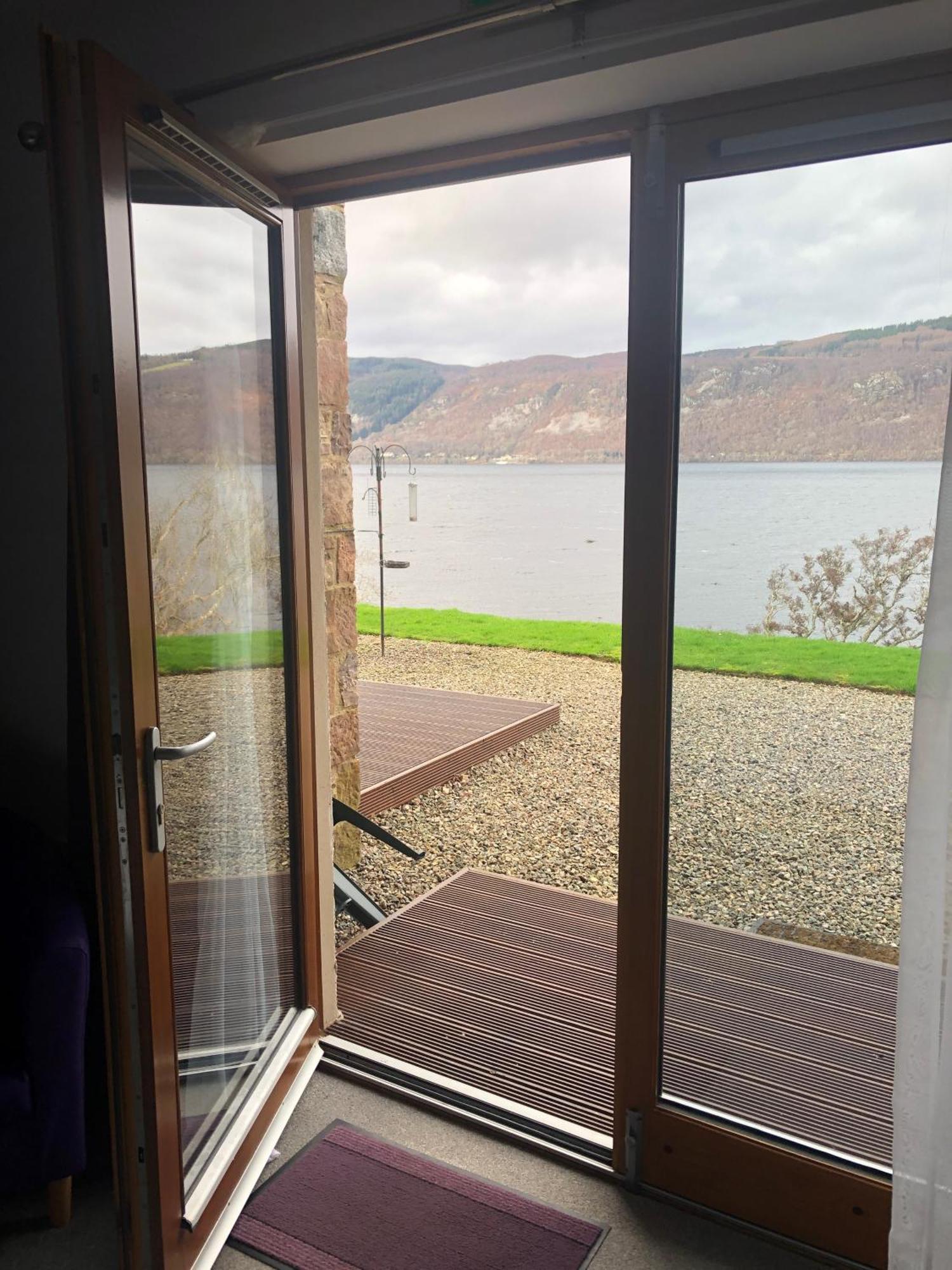 Balachladaich Loch Ness B&B Dores Ruang foto